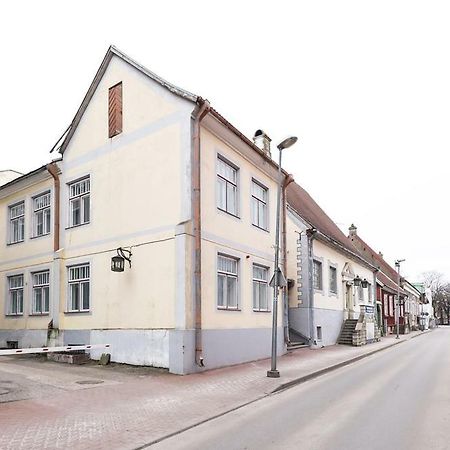 Kuninga City Center Apartment Pärnu Exteriör bild