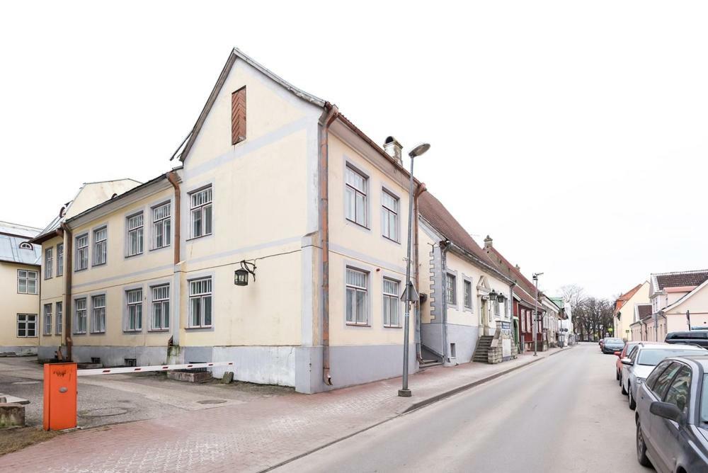 Kuninga City Center Apartment Pärnu Exteriör bild