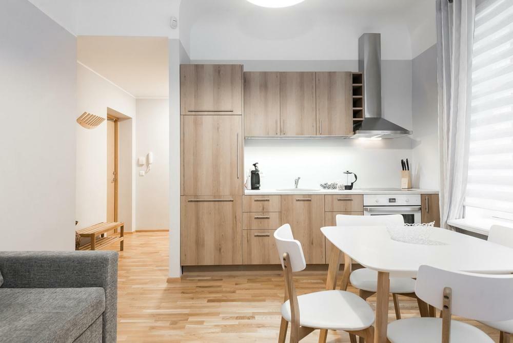 Kuninga City Center Apartment Pärnu Exteriör bild